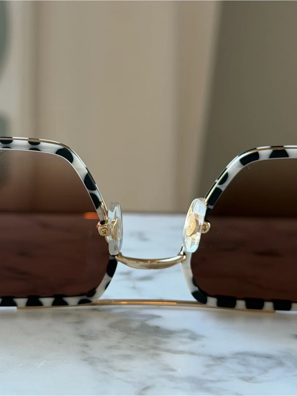 KREWE Emery 18K Matte Domino Sunglasses Black White Gold